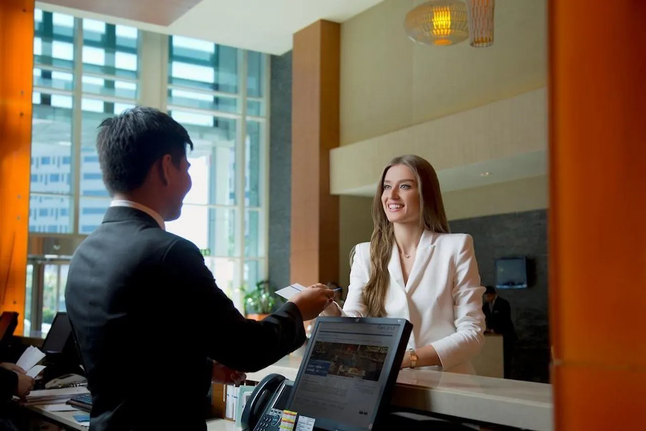Yas Island Rotana Abu Dhabi Hotel