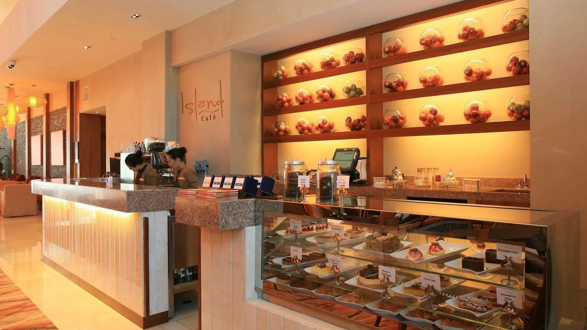 Yas Island Rotana Abu Dhabi Hotel