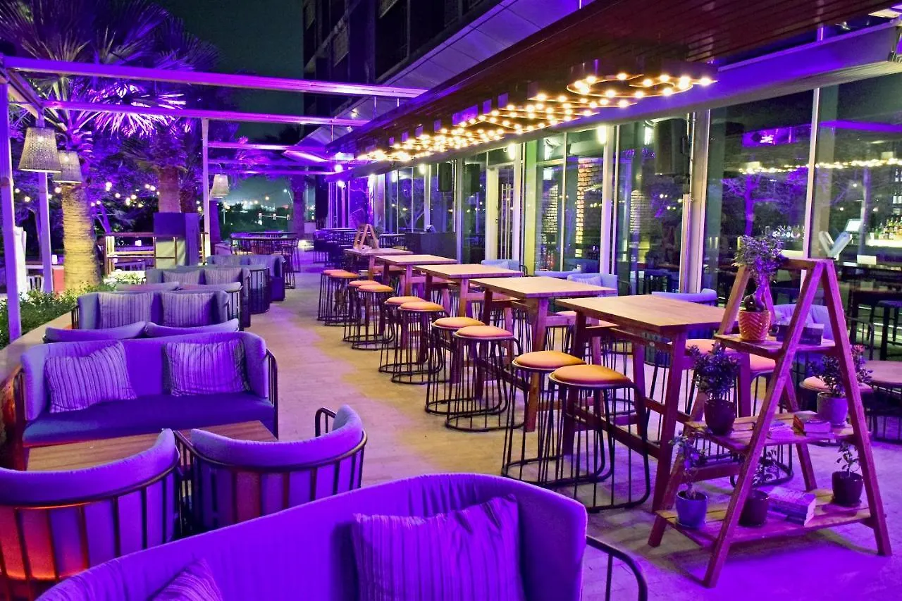 Yas Island Rotana Abu Dhabi Hotell